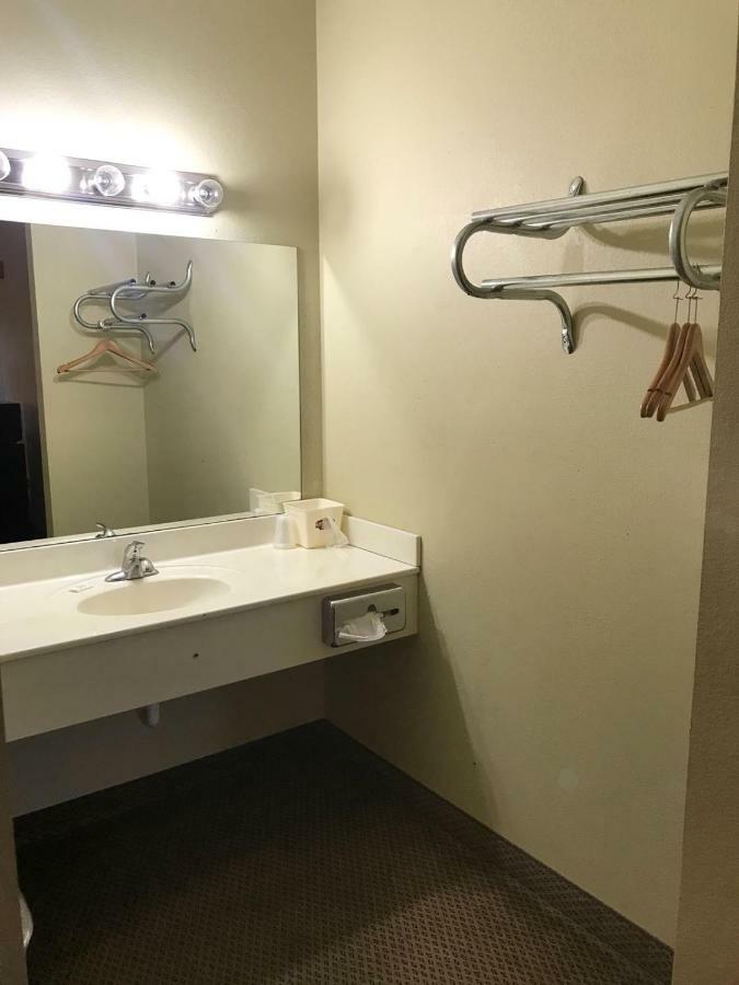 City Heart Inn & Suites Piedmont Eksteriør billede